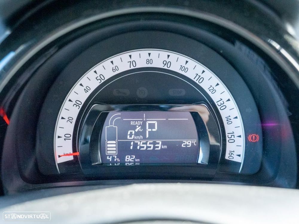 Renault Twingo E-Tech. 22 Urban Night - 34