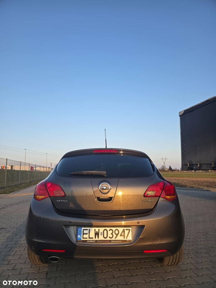 Opel Astra 1.4 Turbo - 3