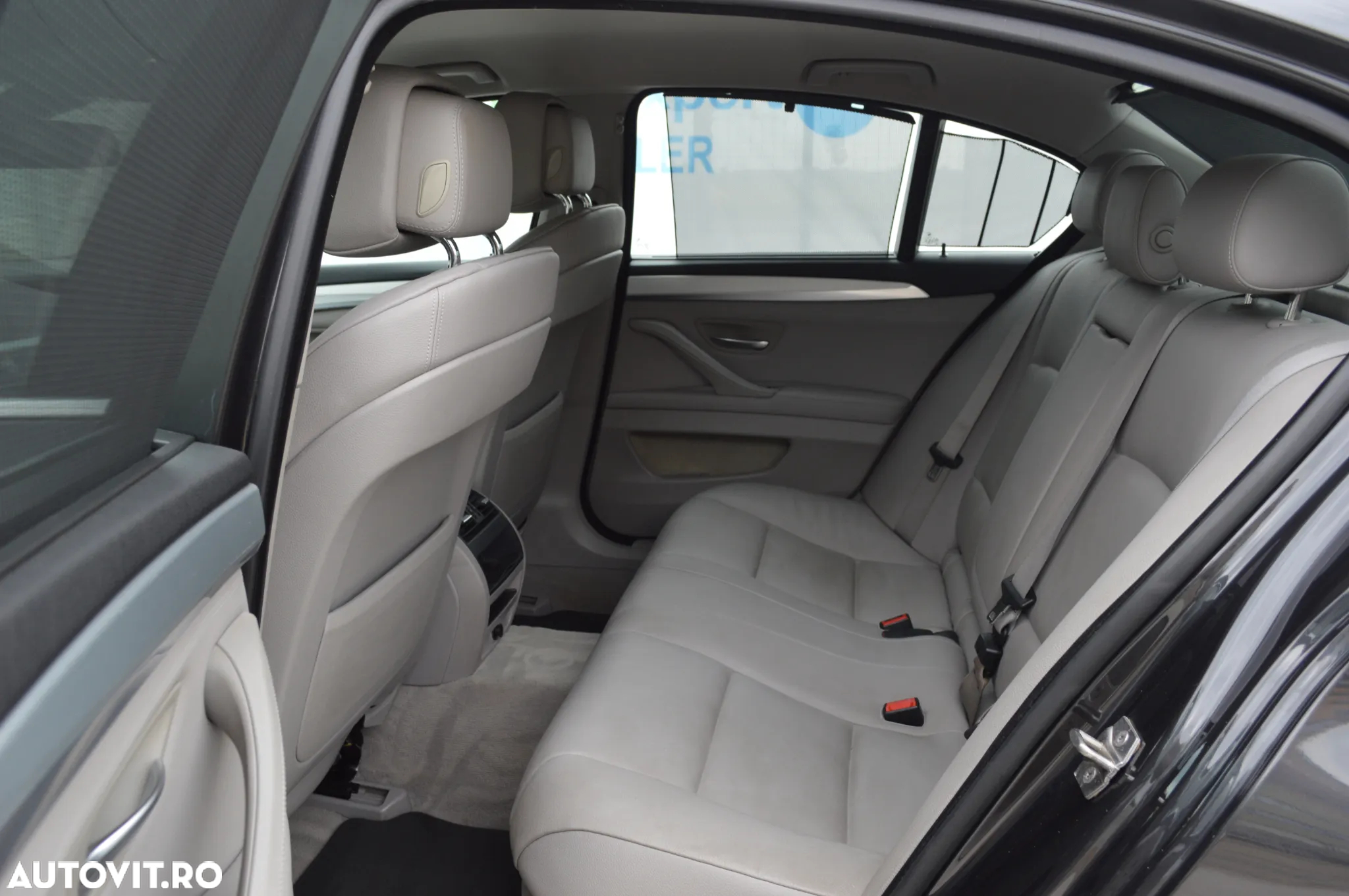 BMW Seria 5 525d xDrive Sport-Aut. - 16