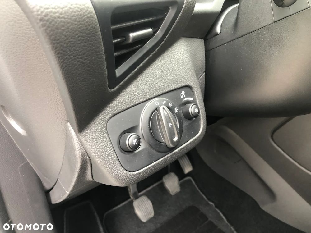 Ford Kuga 2.0 TDCi 2x4 Business Edition - 29