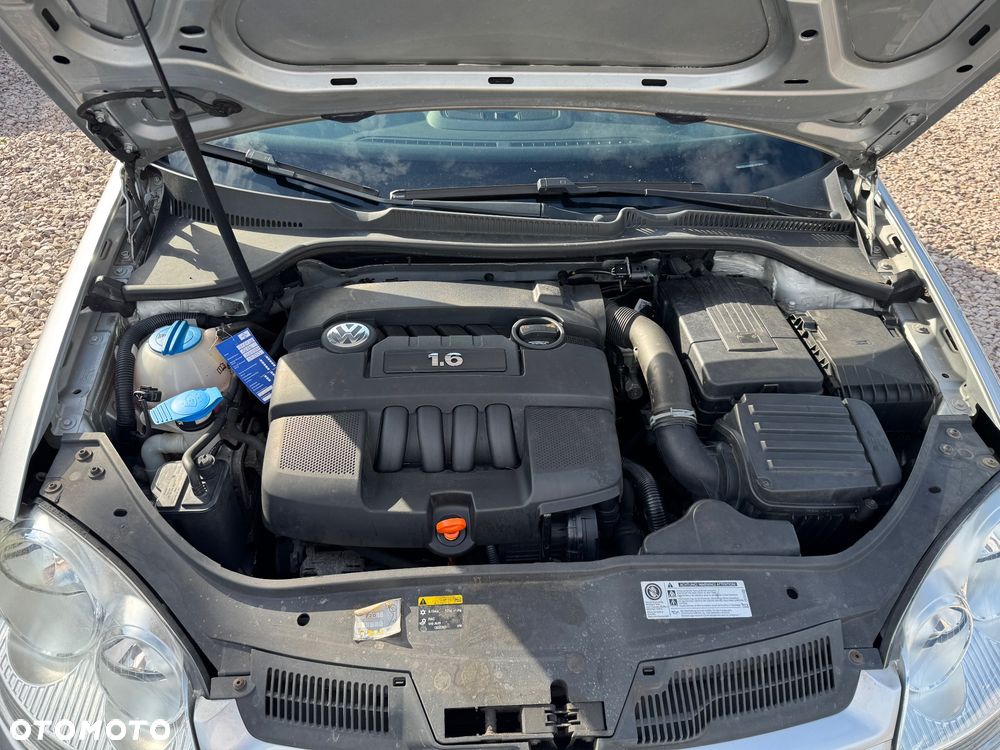 Volkswagen Golf 1.6 Goal - 4