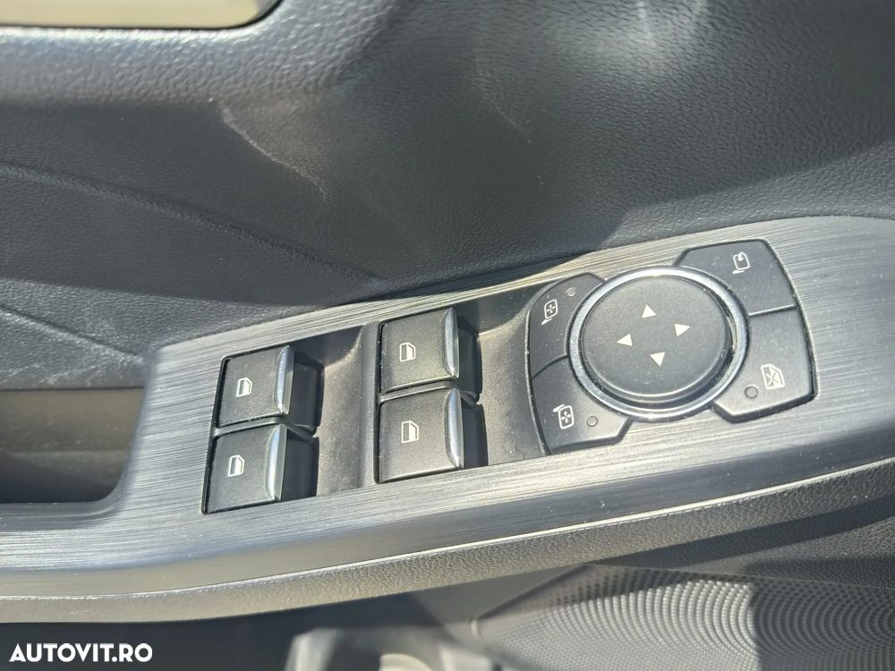 Ford Kuga 1.5 EcoBoost FWD Titanium - 19