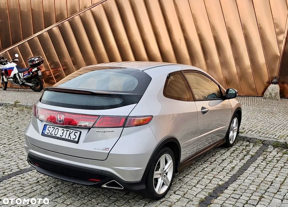 Honda Civic 2.2i-CTDi TypeS - 6