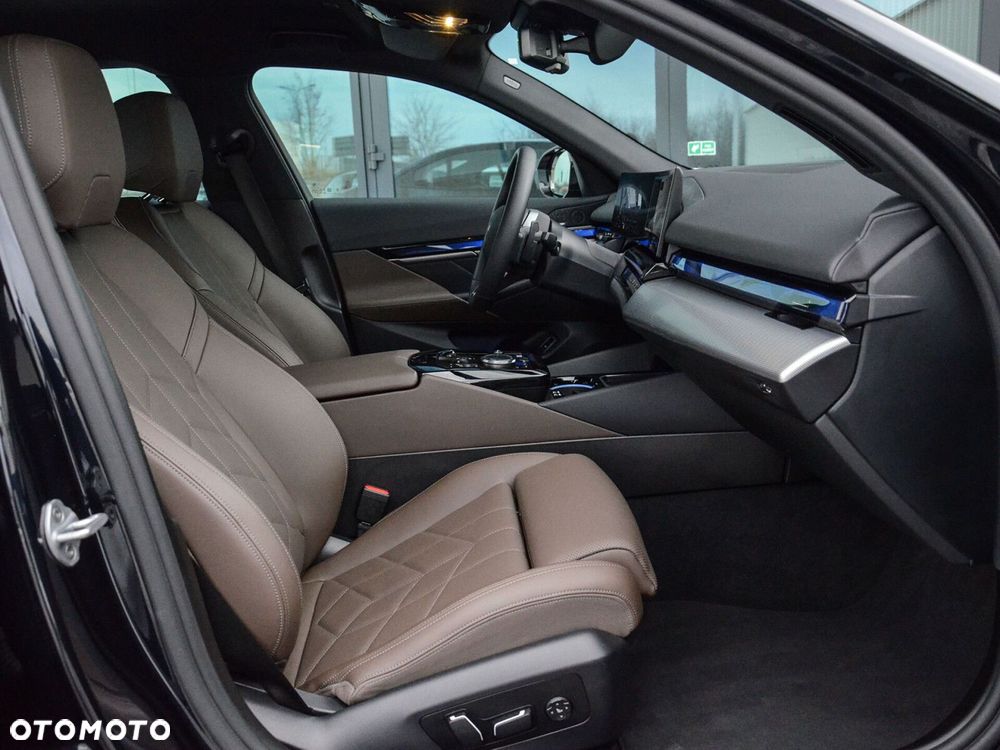BMW Seria 5 - 30