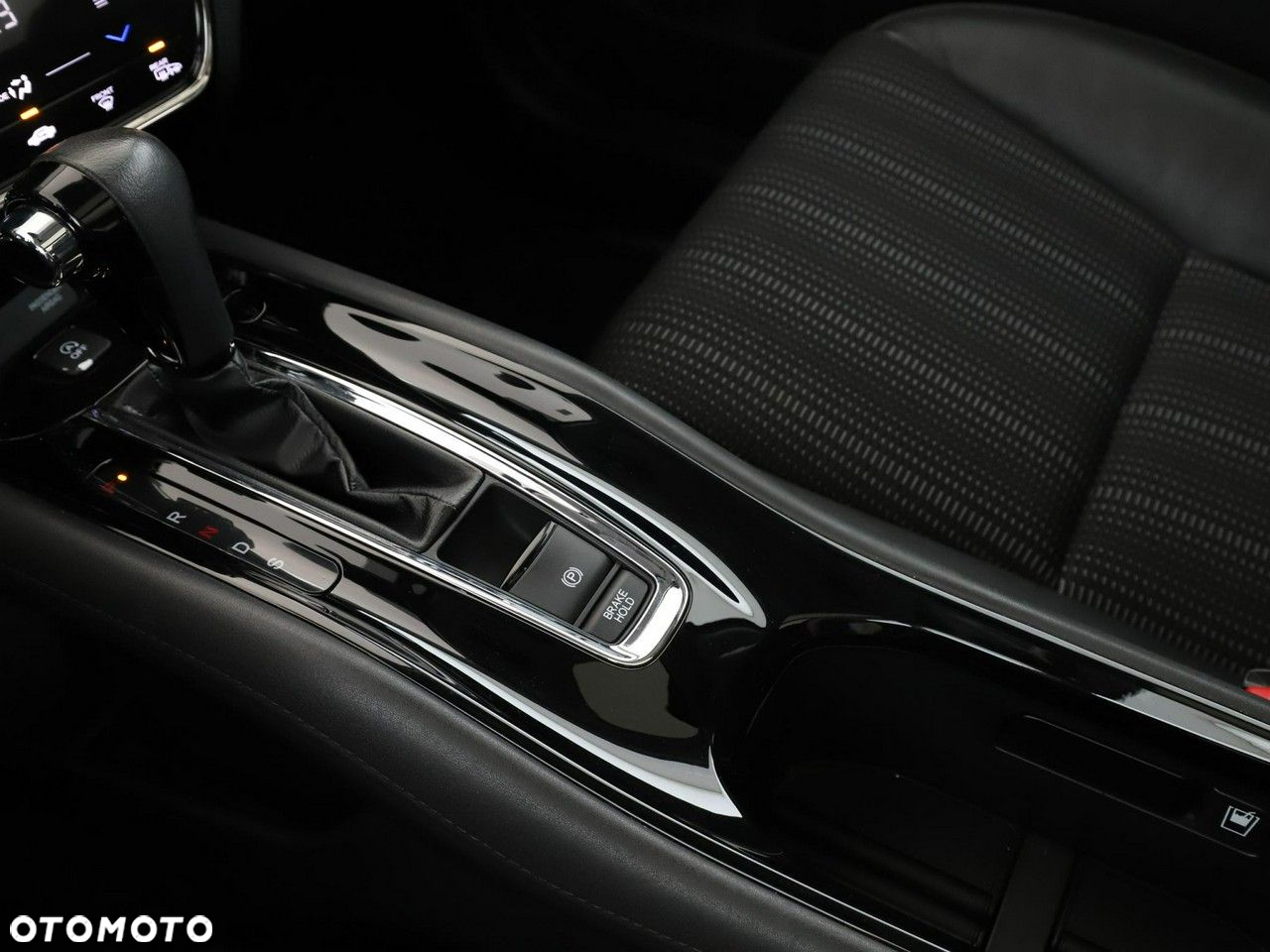 Honda HR-V 1.5 i-VTEC CVT Executive - 28