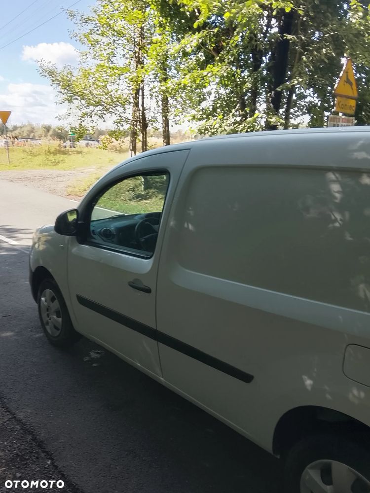Renault Kangoo dCi 90 FAP TomTom Edition - 14