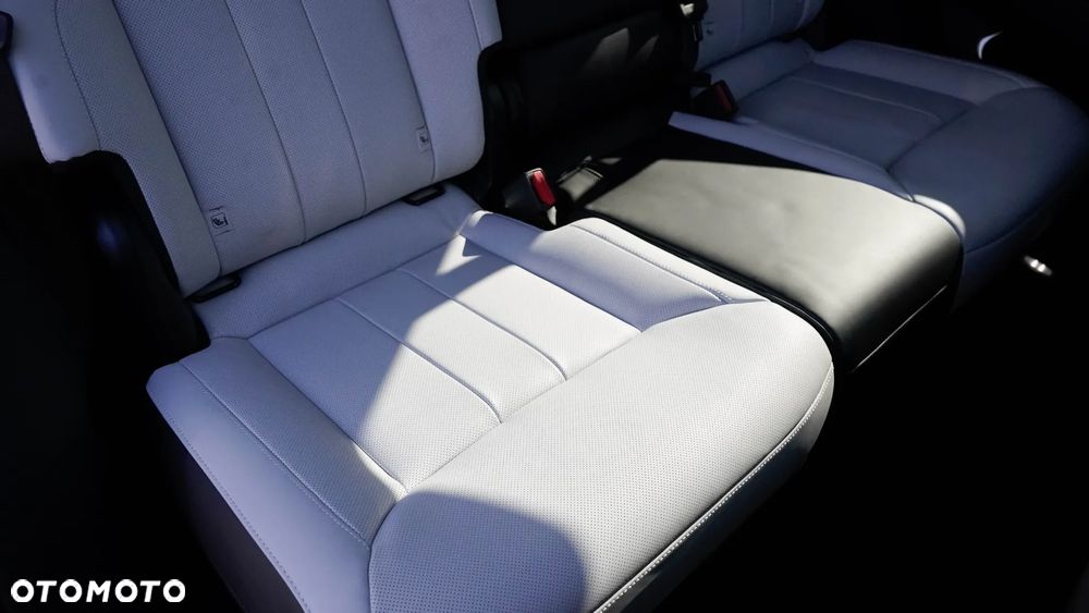 Land Rover Range Rover Sport S 3.0 D HSE Dynamic Stealth - 33