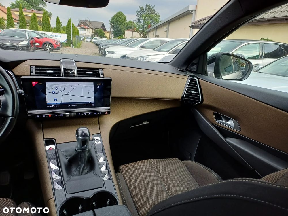 DS Automobiles DS 7 Crossback 1.2 PureTech So Chic - 24