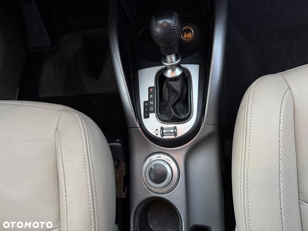 Citroën C-Crosser 2.2 HDi Exclusive DCS - 18