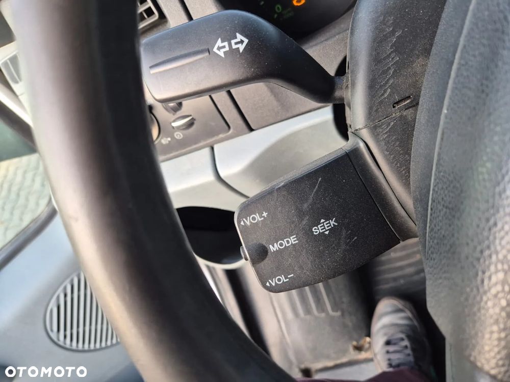 Ford Transit 350  2.4TDCI / SKRZYNIA / MOCNY HDS HIAB / WEBASTO / DŁUGI / 3 MIEJSCA  / ALUMINIOWE BURTY / NAJMOCNIEJSZY HDS NA KAT. B - 31