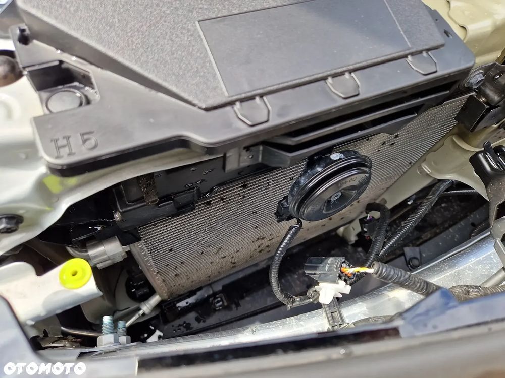 Toyota Corolla 1.8 Hybrid Style - 15