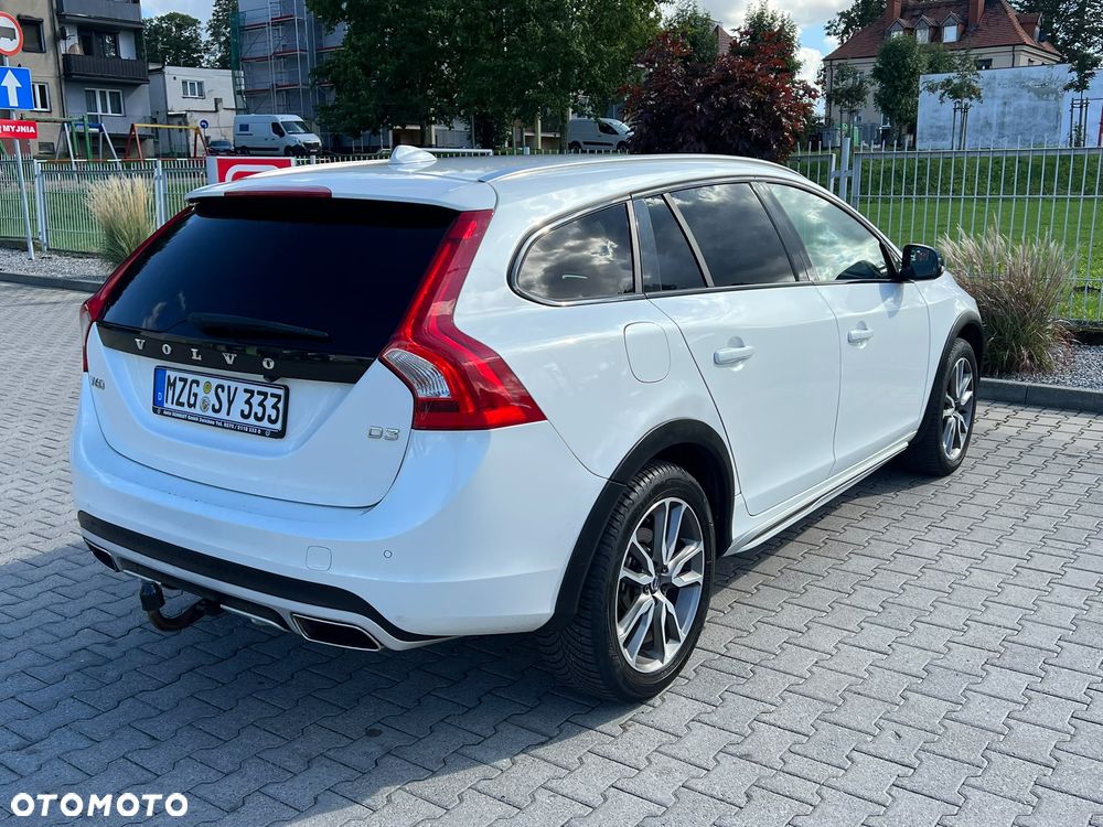 Volvo V60 D3 Geartronic Summum - 38