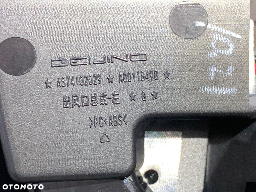 DEKOR KRATKA NAWIEWU LEWY PRZÓD  BAIC X75 2020 - DCT 138 kW [188 KM] A00118498 - 5