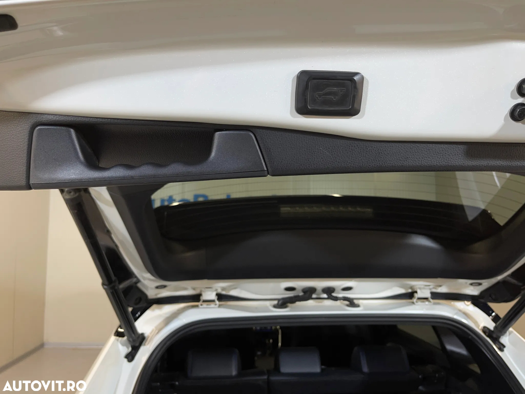 Toyota RAV4 2.5 Hybrid VVT-iE 4x4 Exclusive - 22