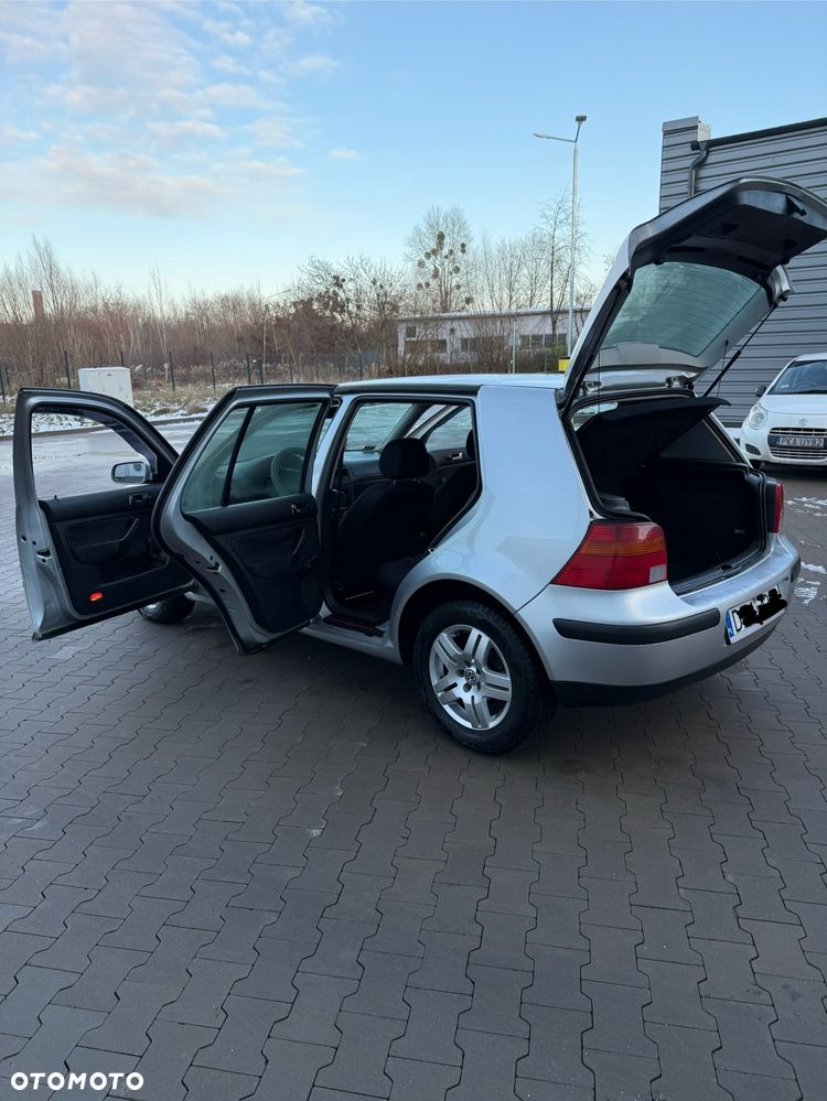 Volkswagen Golf 1.9 TDI Comfortline - 12