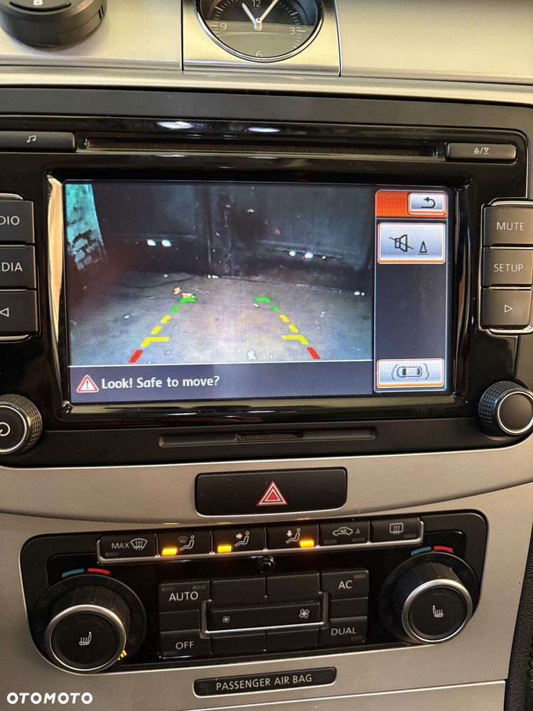 Volkswagen Passat 1.6 TDI Comfortline - 22