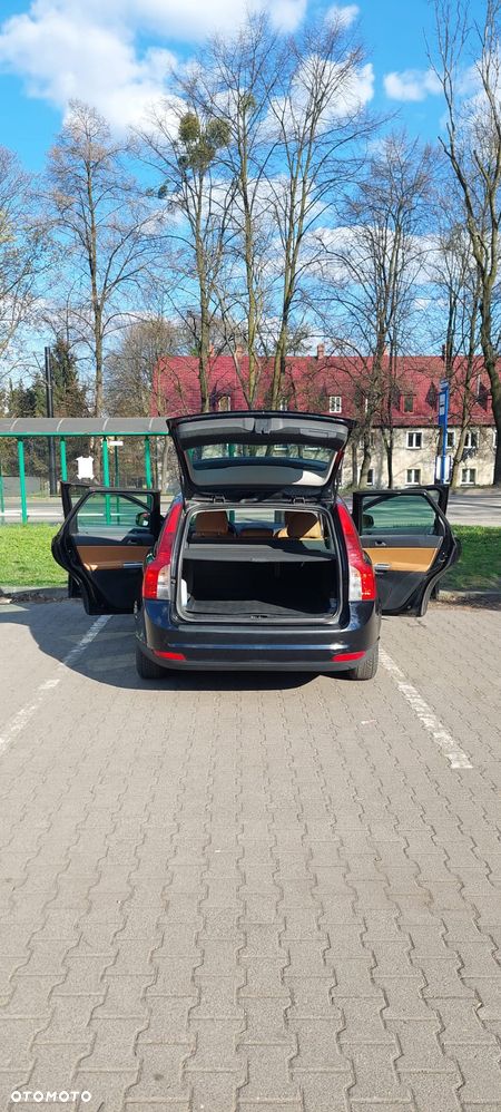 Volvo V50 1.6D - 16