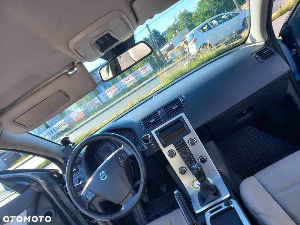 Volvo S40 2.0D DPF Momentum - 6