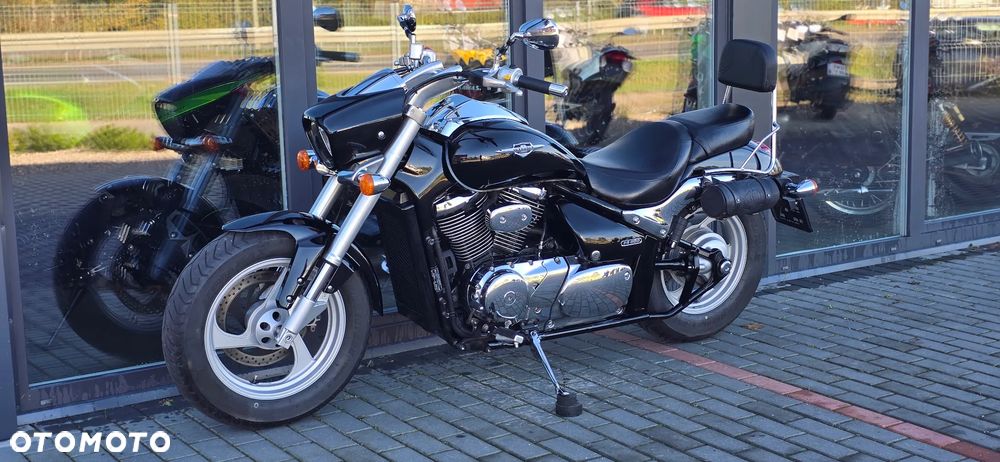 Suzuki Intruder - 26