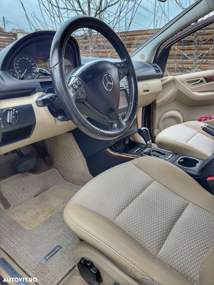 Mercedes-Benz A 200 - 13