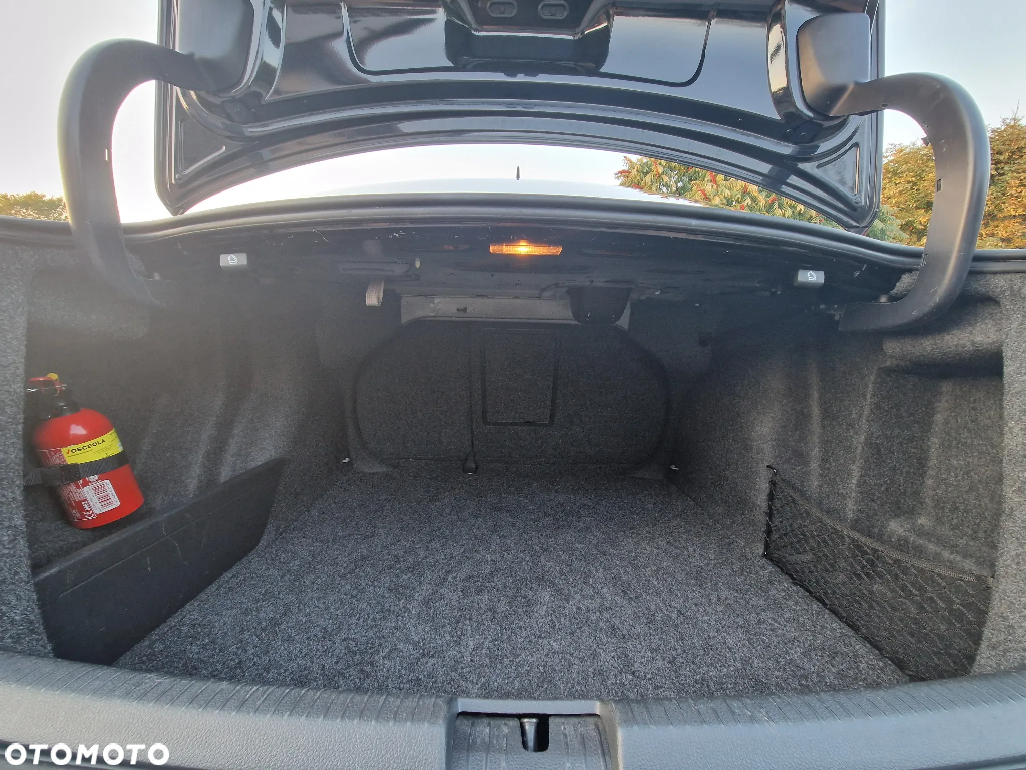 Volkswagen Jetta 1.6 TDI BMT Comfortline - 11