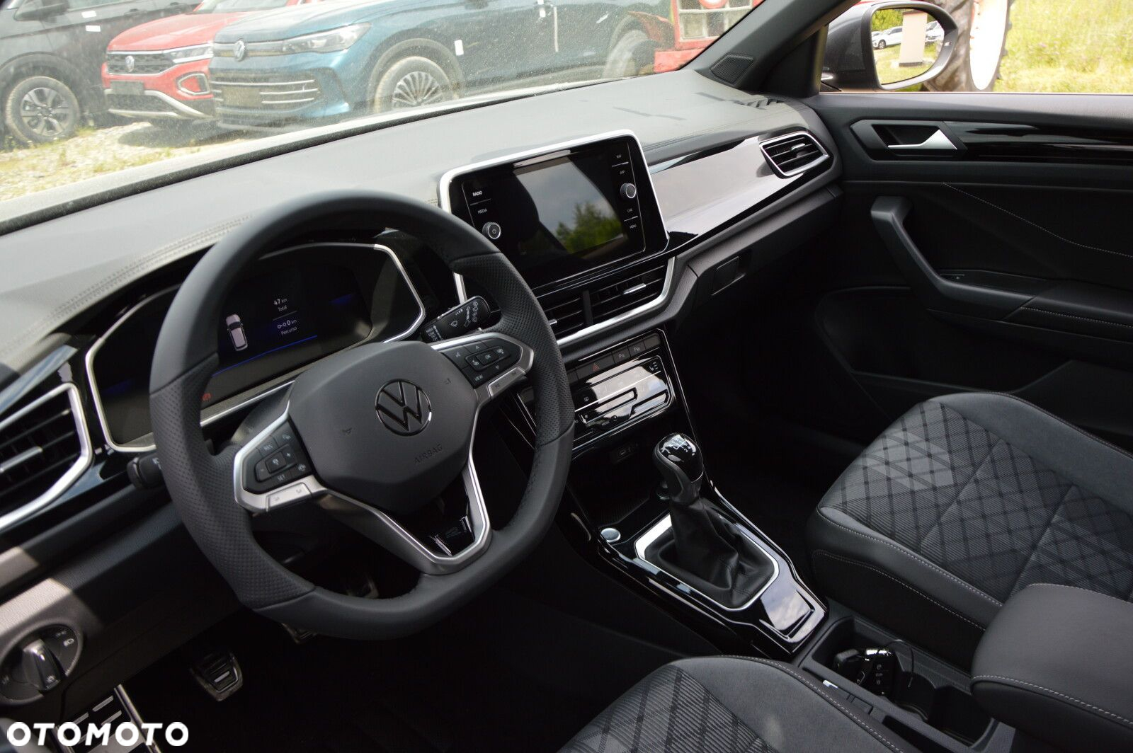 Volkswagen T-Roc - 11