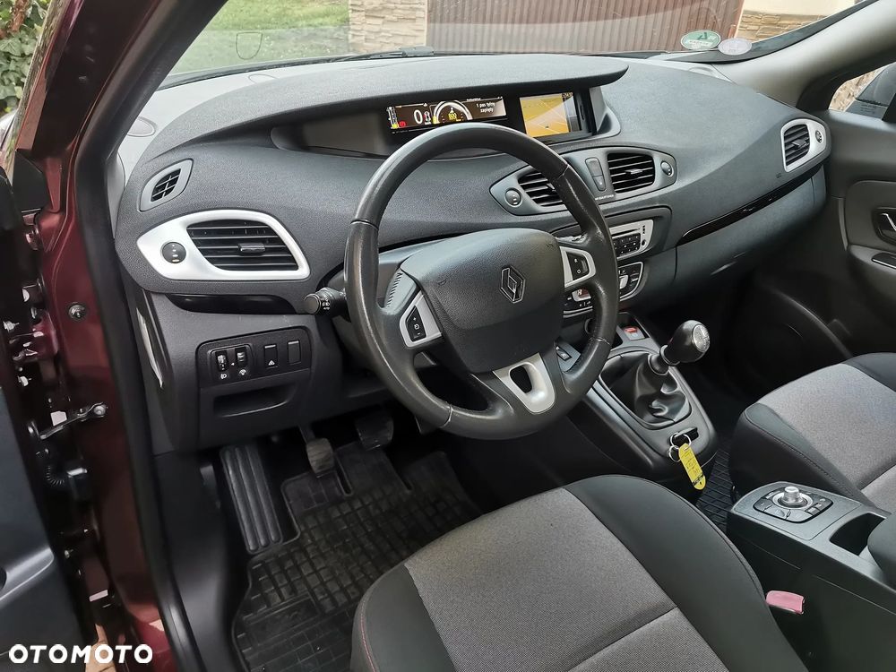 Renault Scenic 1.6 16V 110 Expression - 8