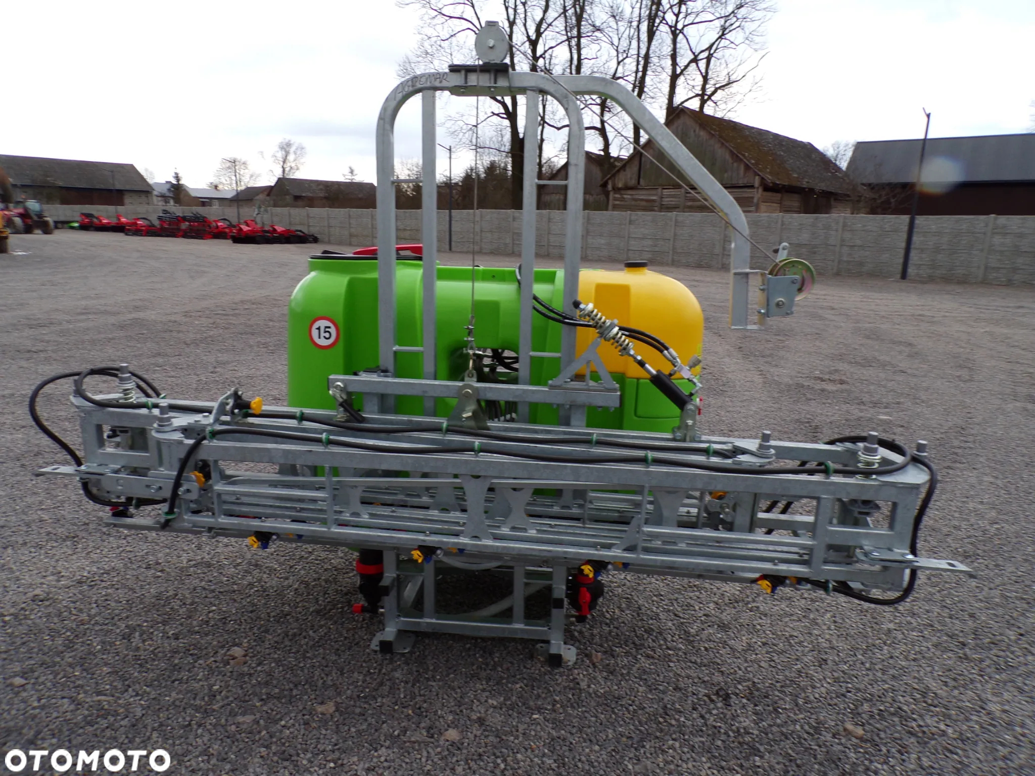 Opryskiwacz zawieszany TOLMET 600l/ lanca 15m stabilizacja hydrauliczna/potrójna oprawa rozpylaczy - 6