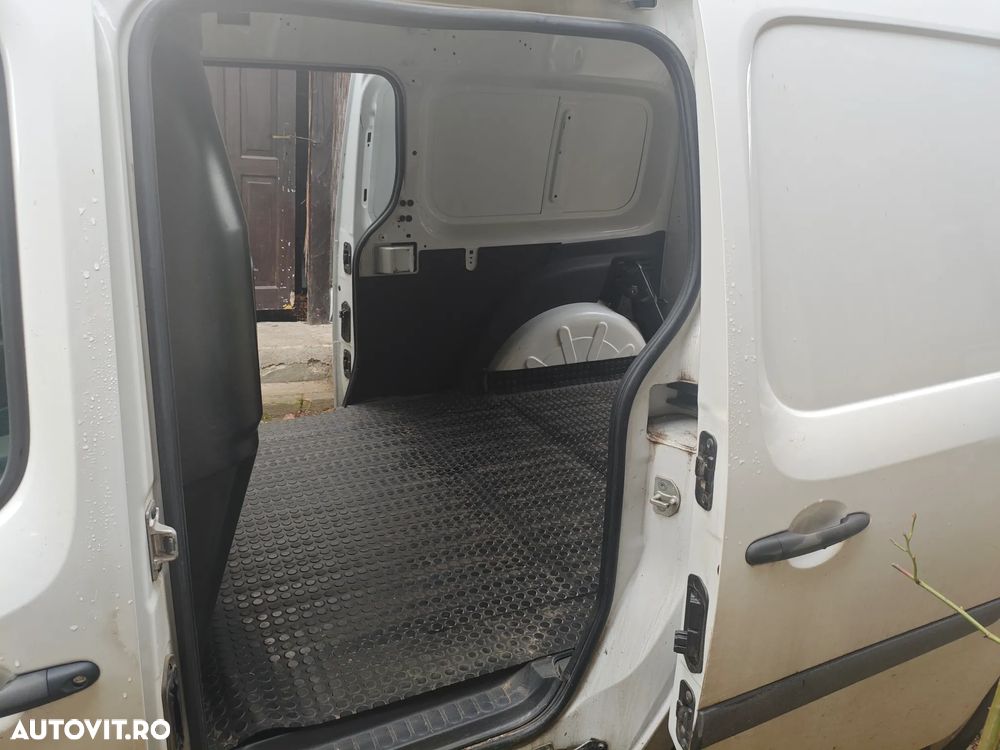 Renault Kangoo Maxi - 8