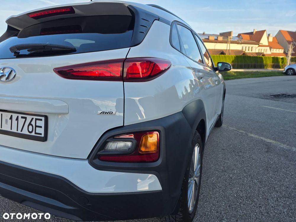Hyundai Kona - 11