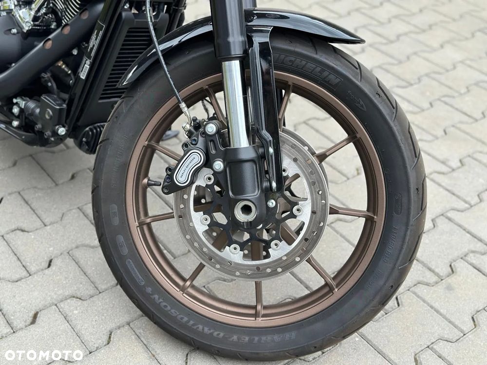 Harley-Davidson Softail Low Rider - 25