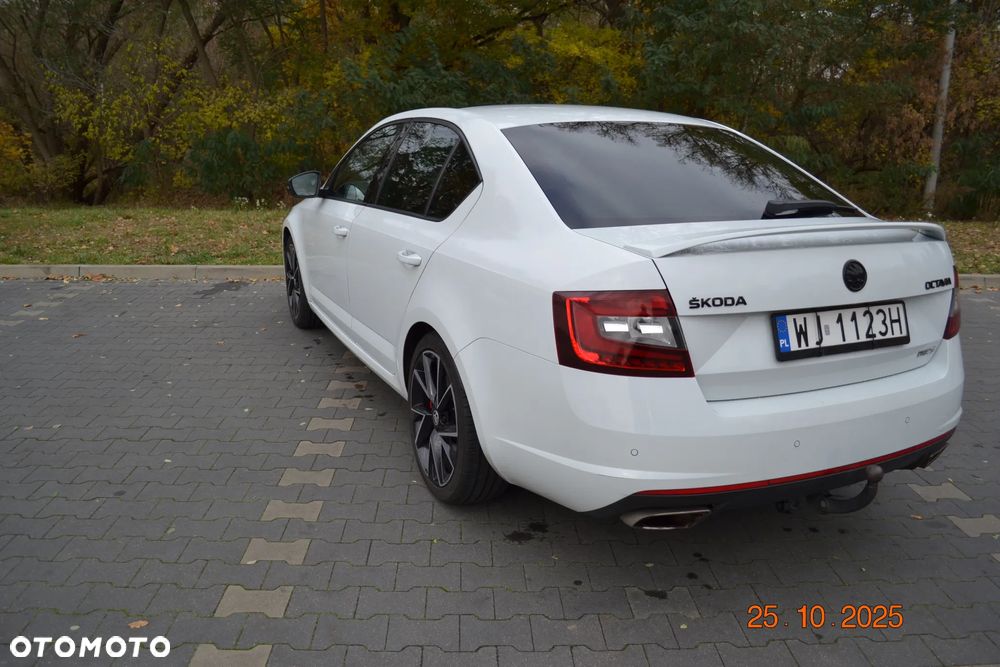 Skoda Octavia 2.0 TSI RS Challenge 245 - 6
