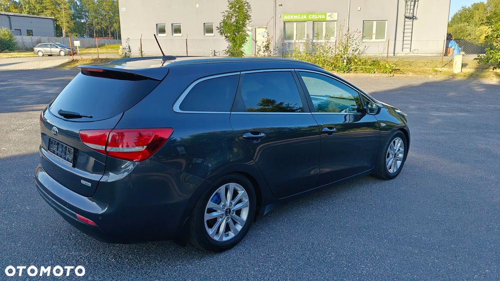 Kia Ceed - 7
