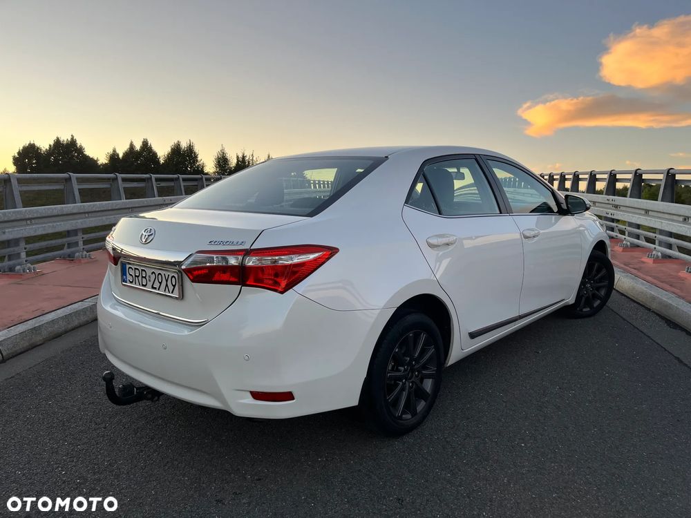 Toyota Corolla 1.6 Premium EU6 - 8