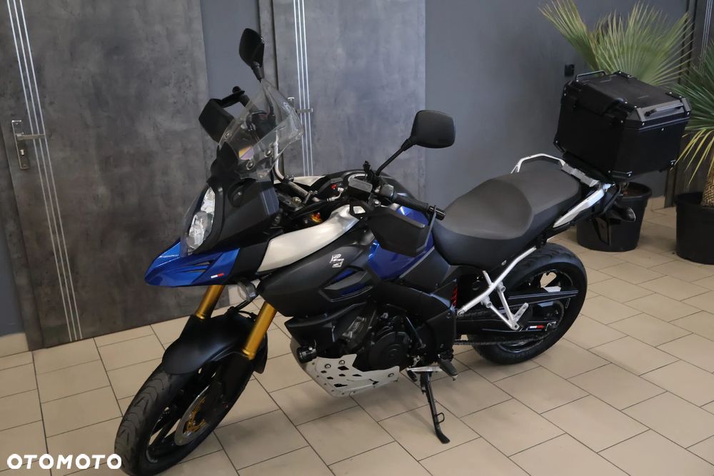 Suzuki DL - 12