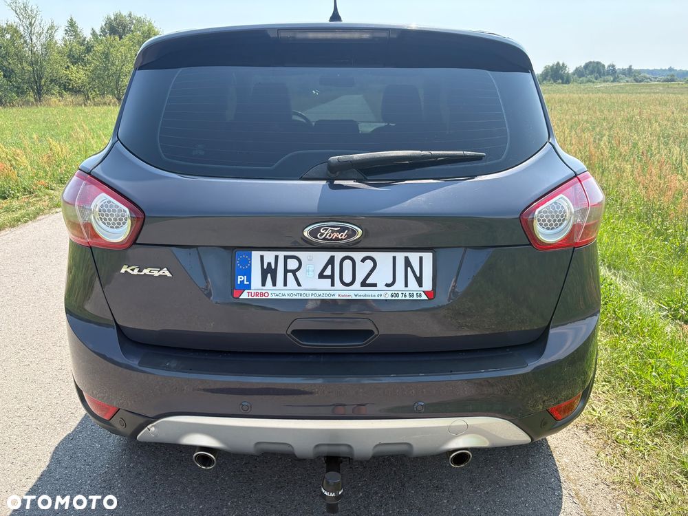 Ford Kuga 2.0 TDCi 2x4 Titanium - 8