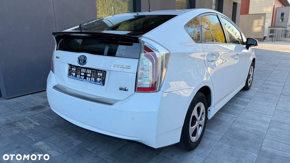 Toyota Prius 1.8 HSD Active - 10