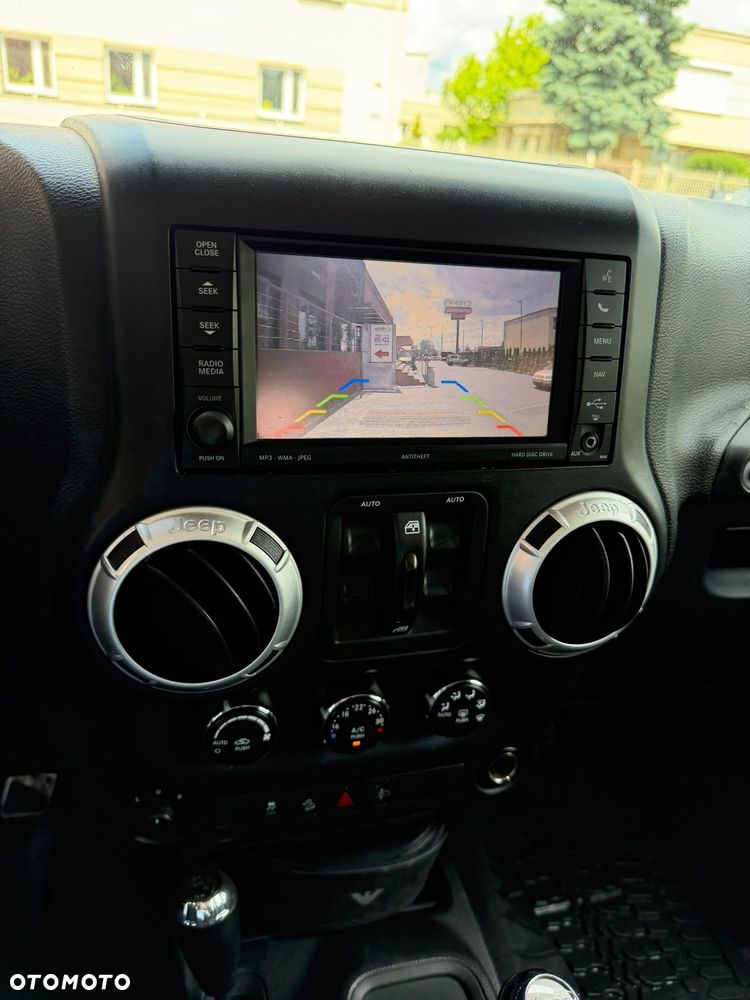 Jeep Wrangler 2.8 CRD Unlim Rubicon - 22