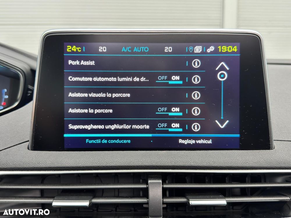 Peugeot 3008 PHEV EAT8 Allure - 22