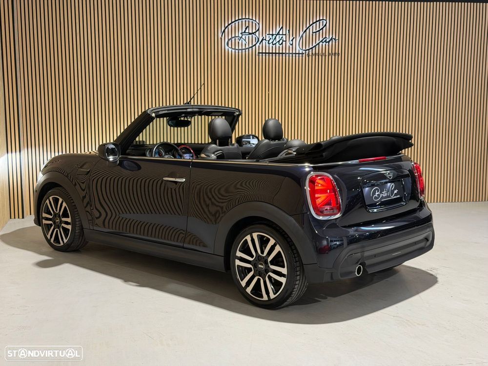 MINI Cabrio Cooper Premium Essential Auto - 3