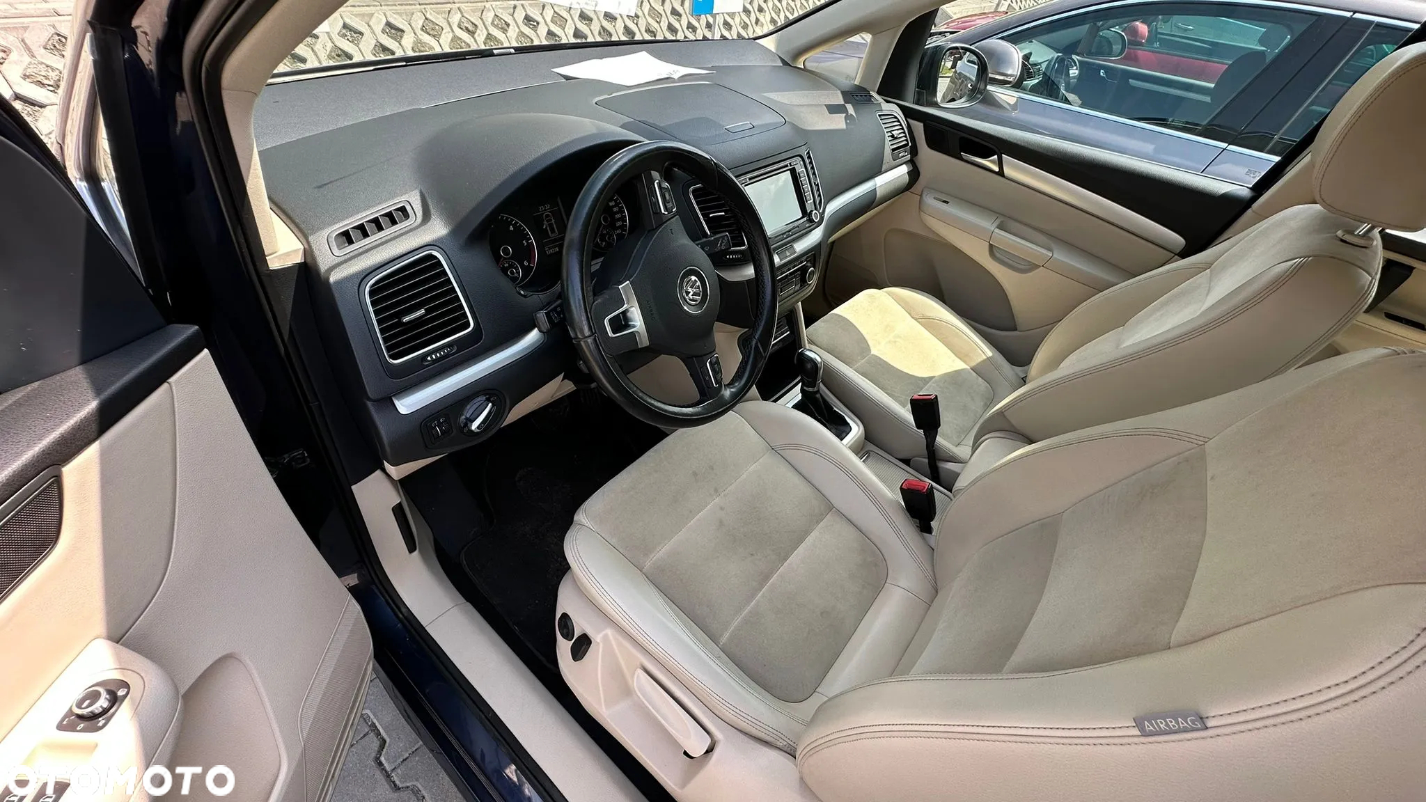 Volkswagen Sharan 2.0 TDI DSG BlueMotion Technology Highline - 8