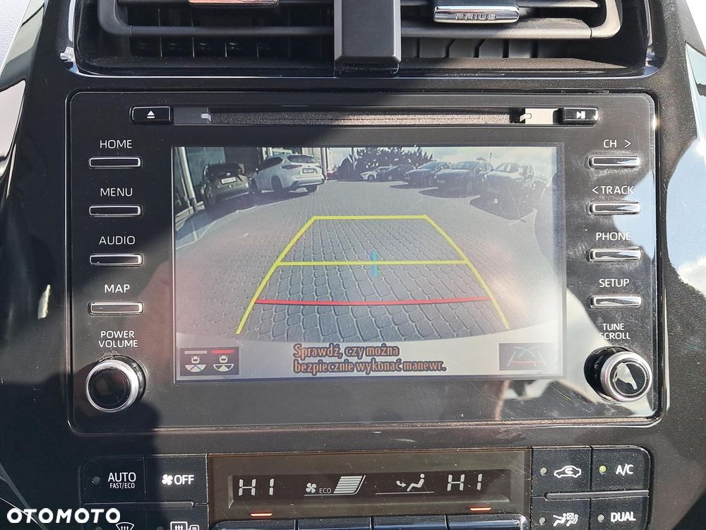 Toyota Prius 1.8 Hybrid Comfort - 28