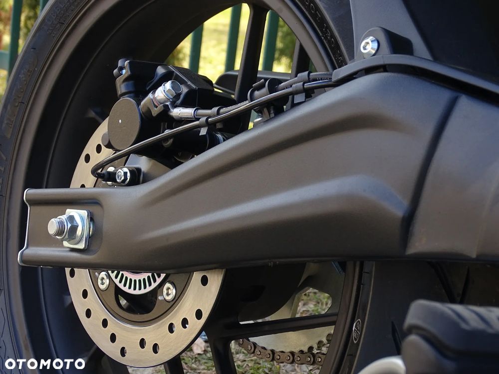 VOGE R125 - 27