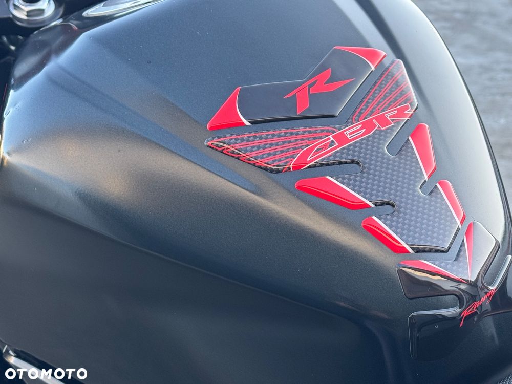 Honda CBR - 12