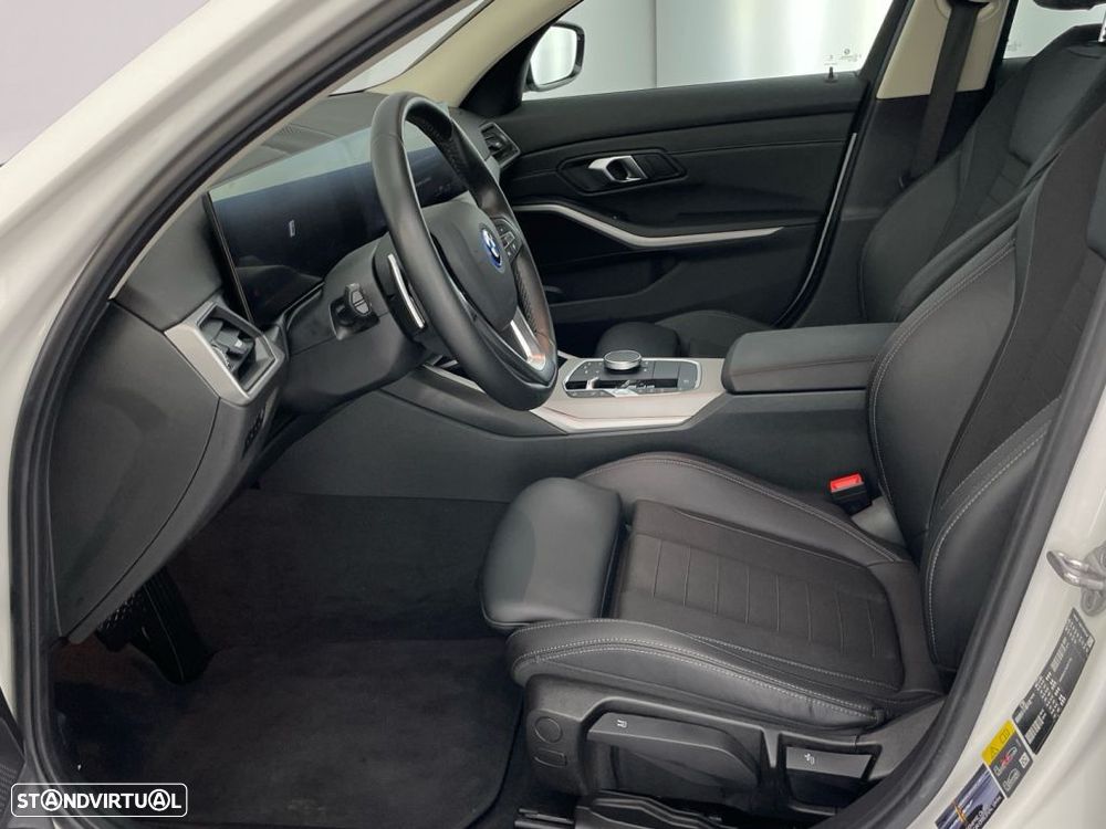 BMW 320 e Auto - 11