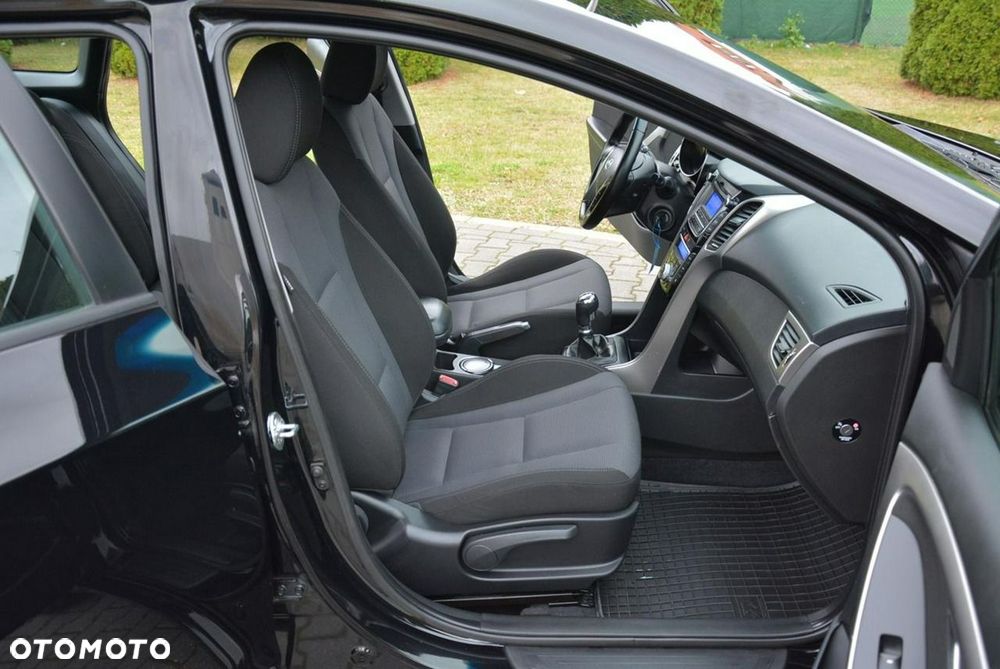 Hyundai i30 1.6 CRDi Comfort - 15