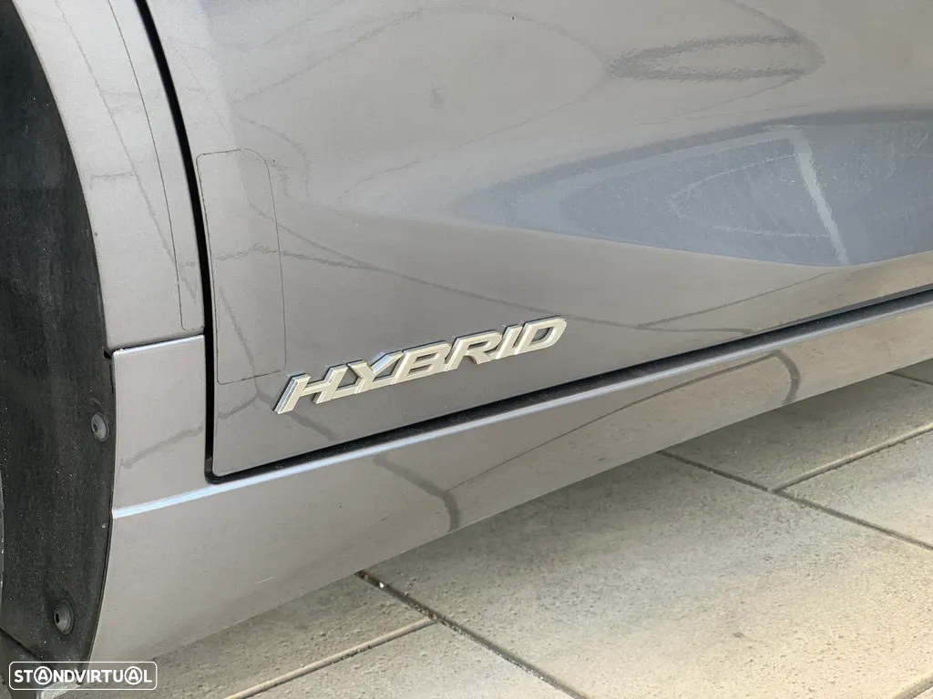 Lexus ES 300h Executive+ - 26