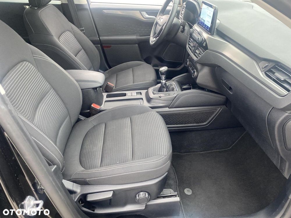Ford Kuga - 13