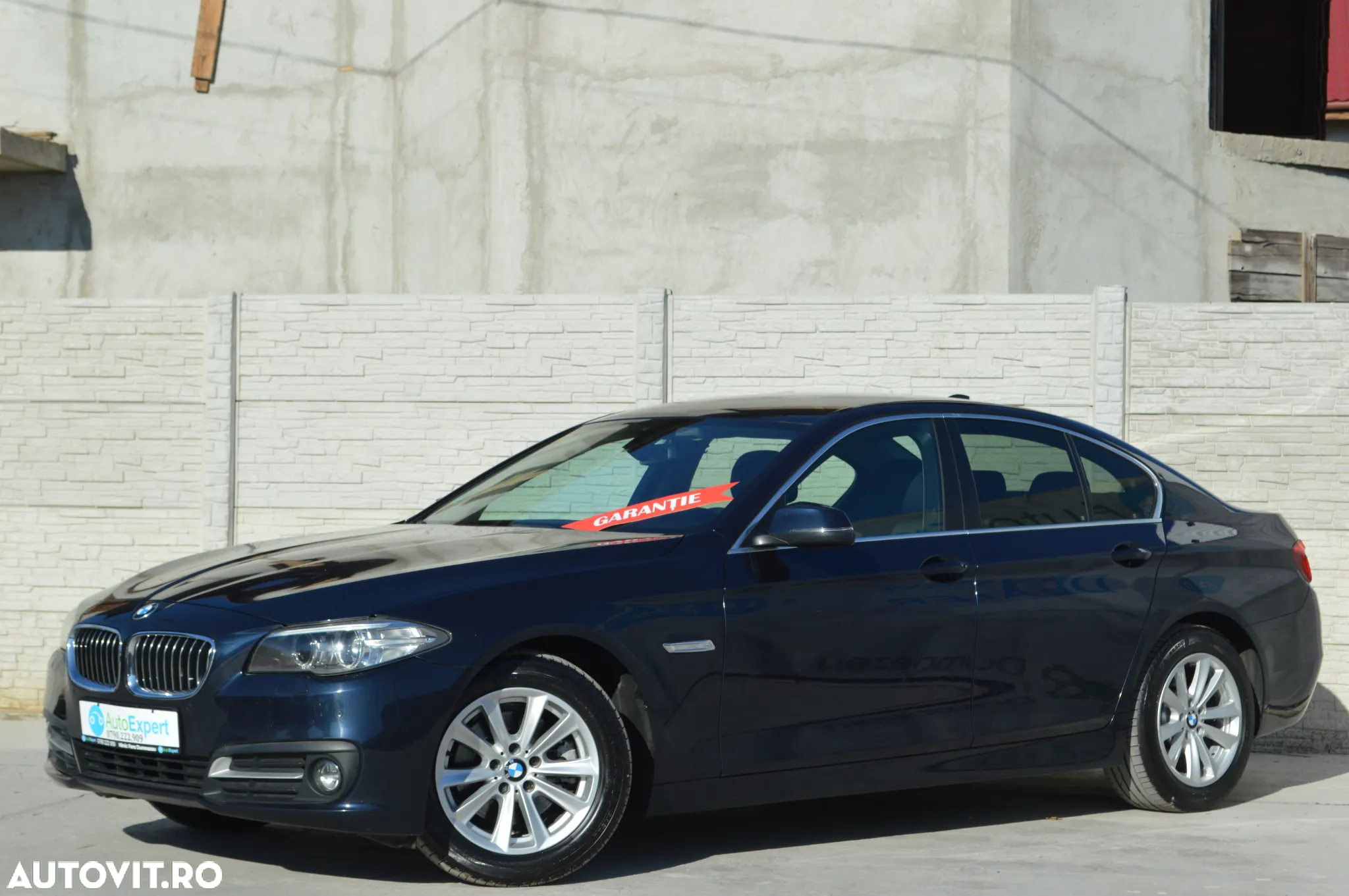 BMW Seria 5 520d Aut. Sport Line - 10