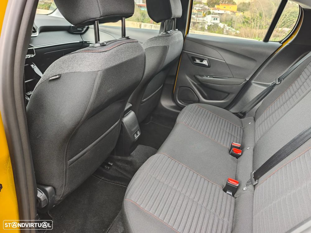 Peugeot e-208 Active Pack - 22